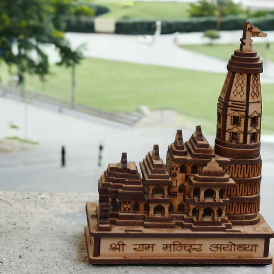 Shri - The Spiritual Festive Gift Box